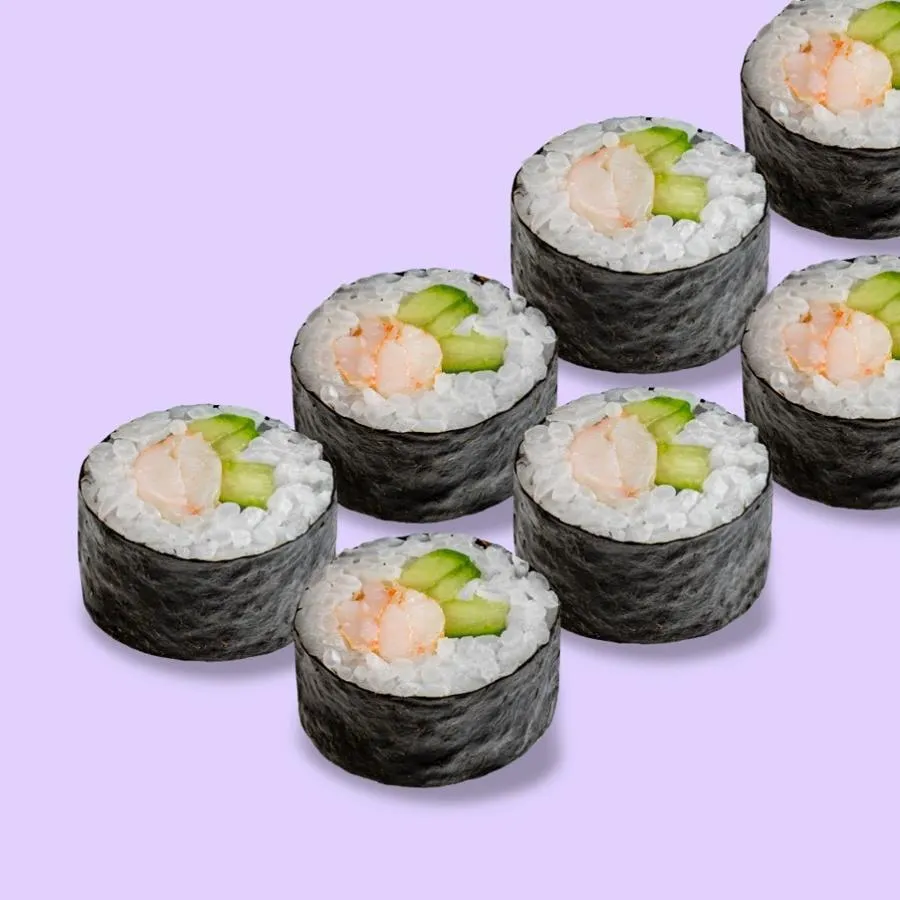 Мини ролл с креветкой и огурцом 